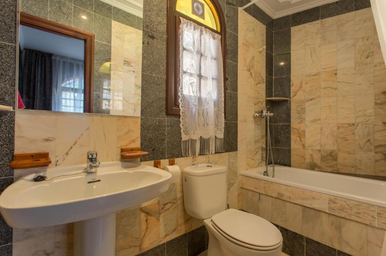 Apartamentos Gaudi Style Naquera Bagian luar foto