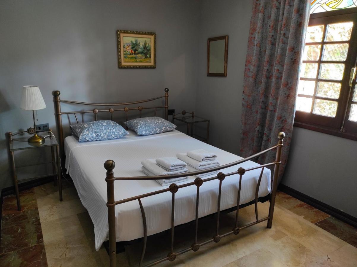 Apartamentos Gaudi Style Naquera Bagian luar foto