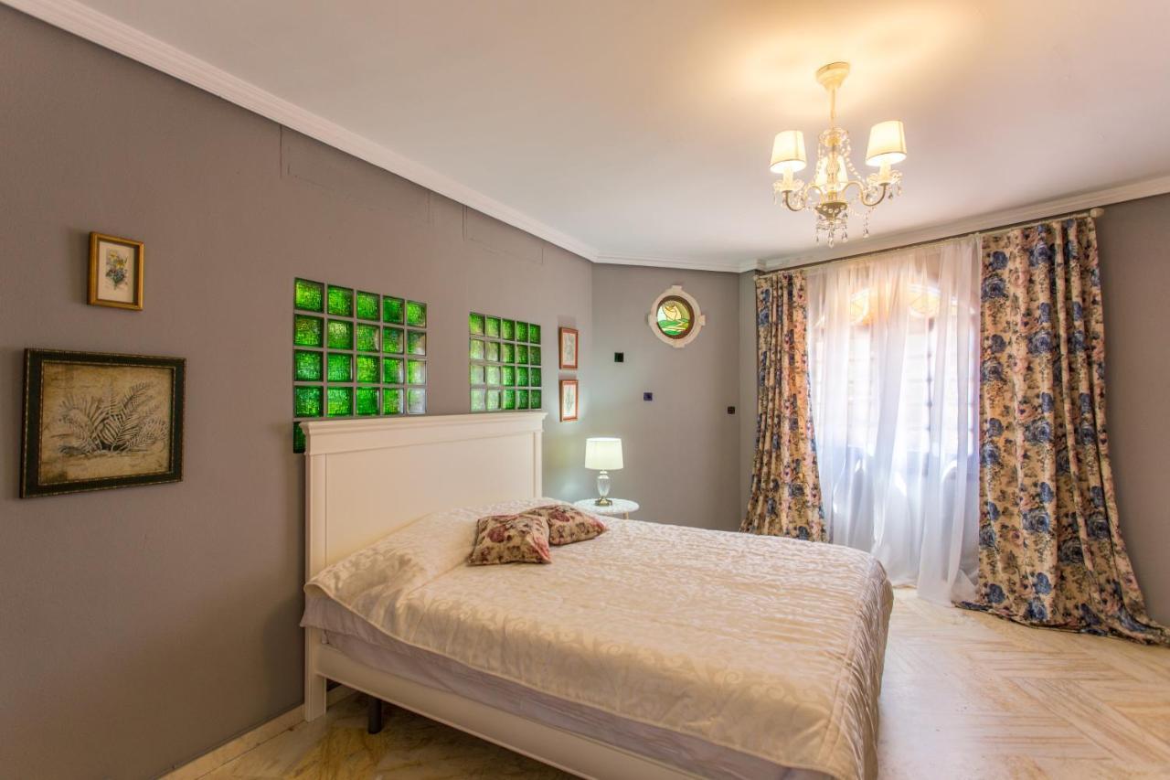 Apartamentos Gaudi Style Naquera Bagian luar foto