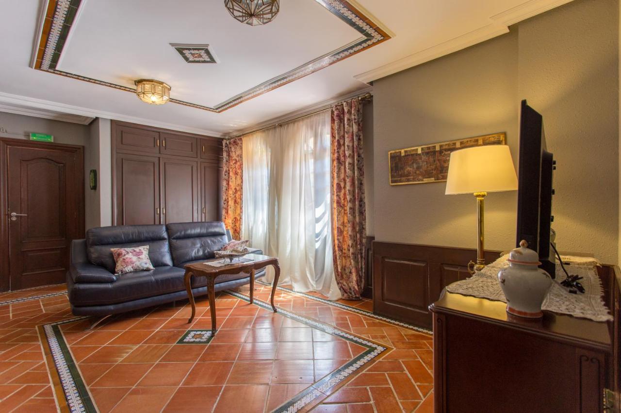 Apartamentos Gaudi Style Naquera Bagian luar foto